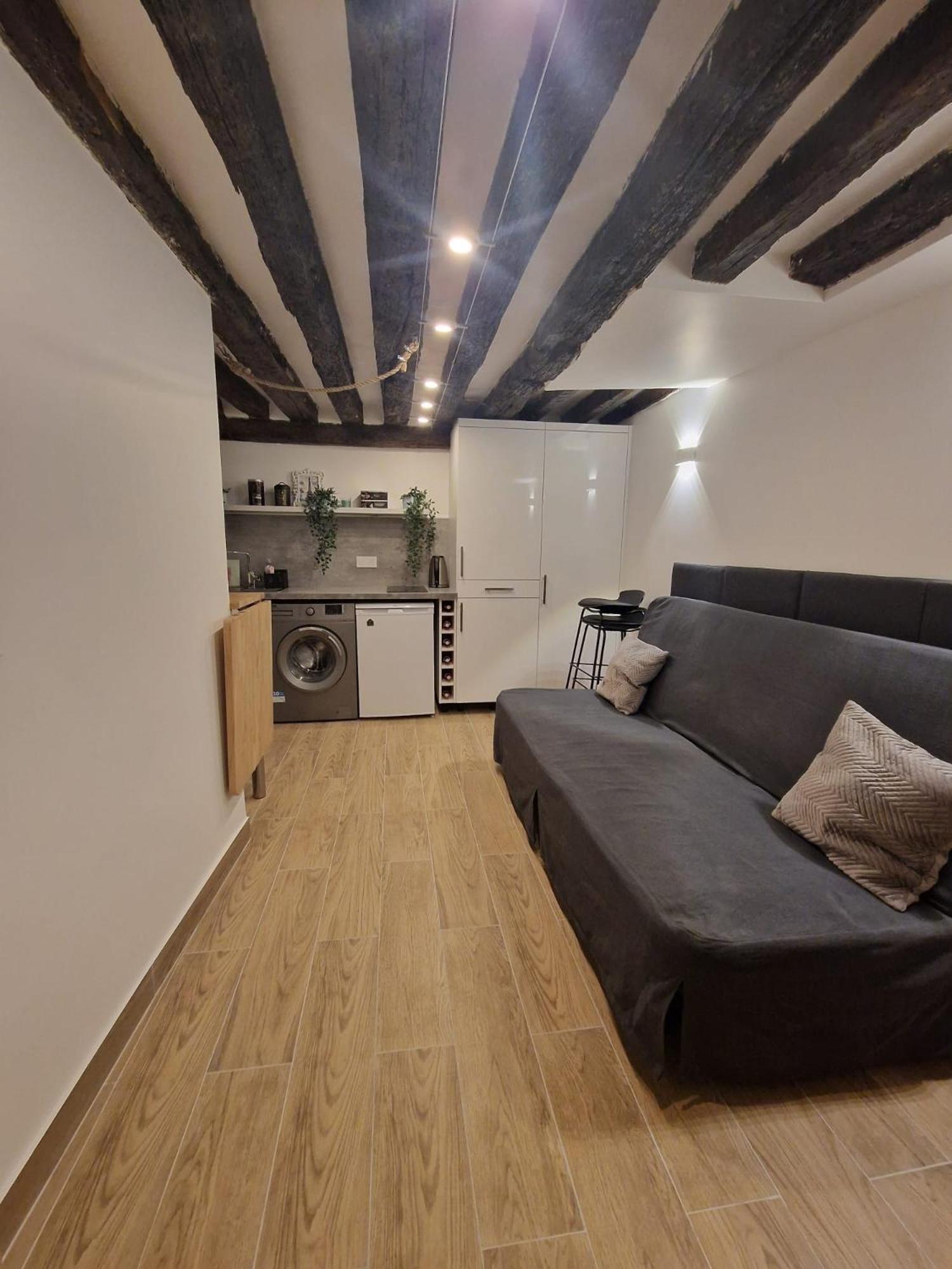 Appartamento Au Coeur Du Paris. *